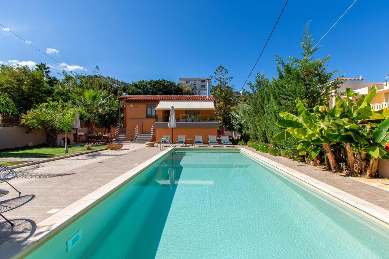Villa Rea'S Sea House Kato Galatas Esterno foto