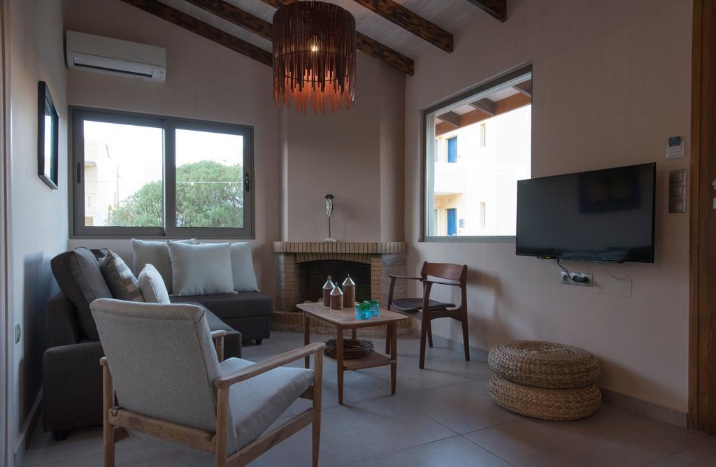 Villa Rea'S Sea House Kato Galatas Esterno foto